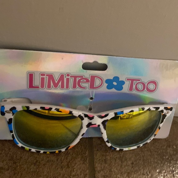 Limited Too Girls Sunglasses - Picture 1 of 2